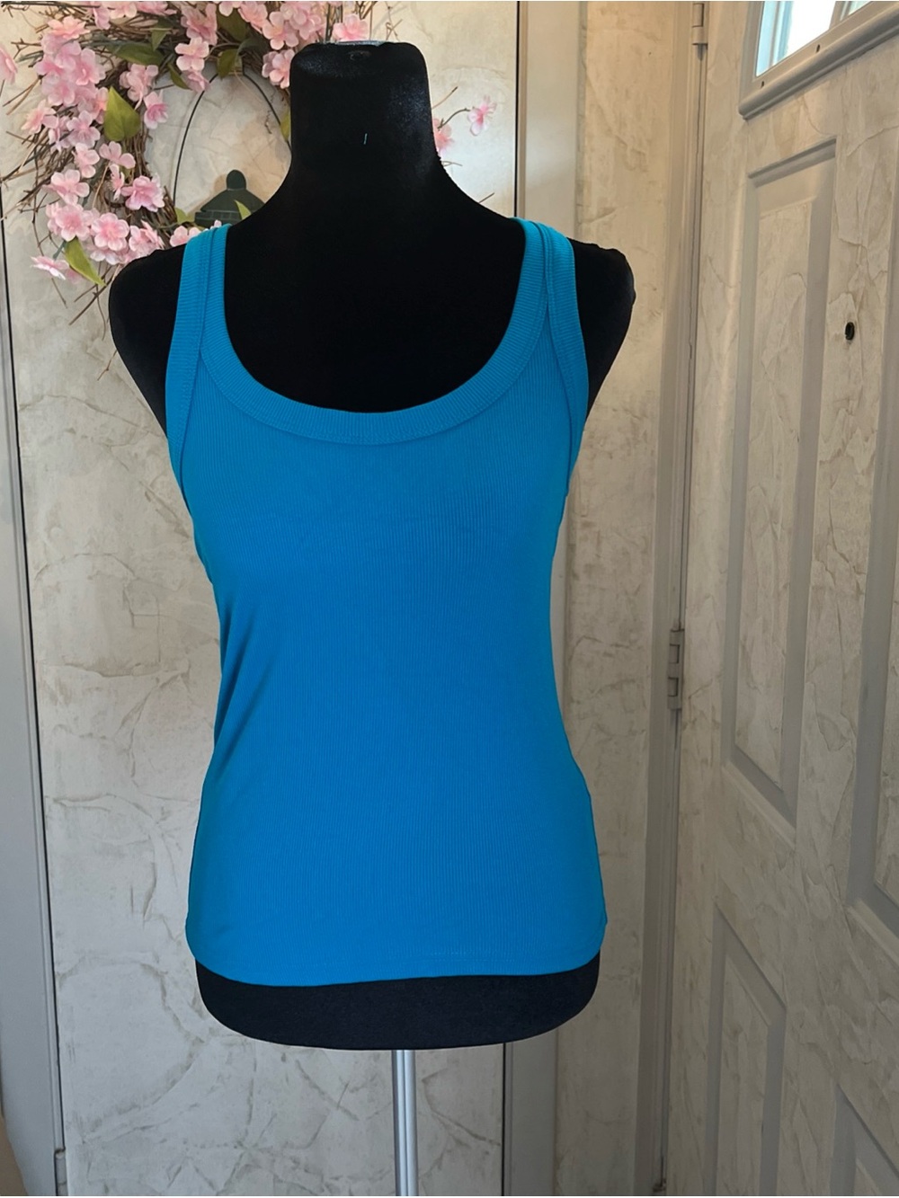Blue Scoop Neck Ribbed Tank Top - Women